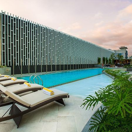 Winford Resort And Casino Manila Bagian luar foto