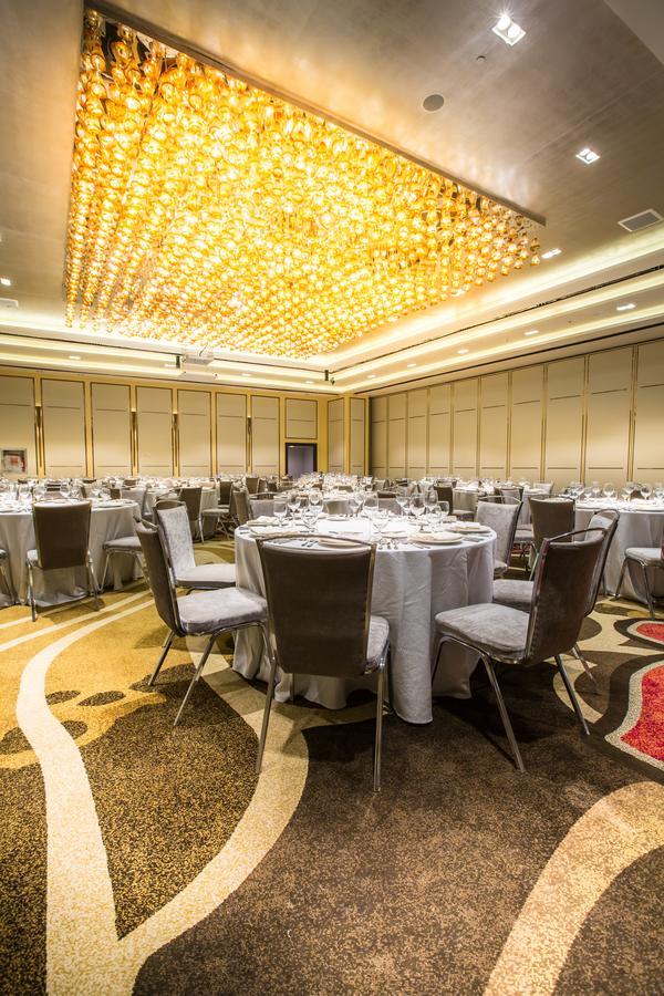 Winford Resort And Casino Manila Bagian luar foto