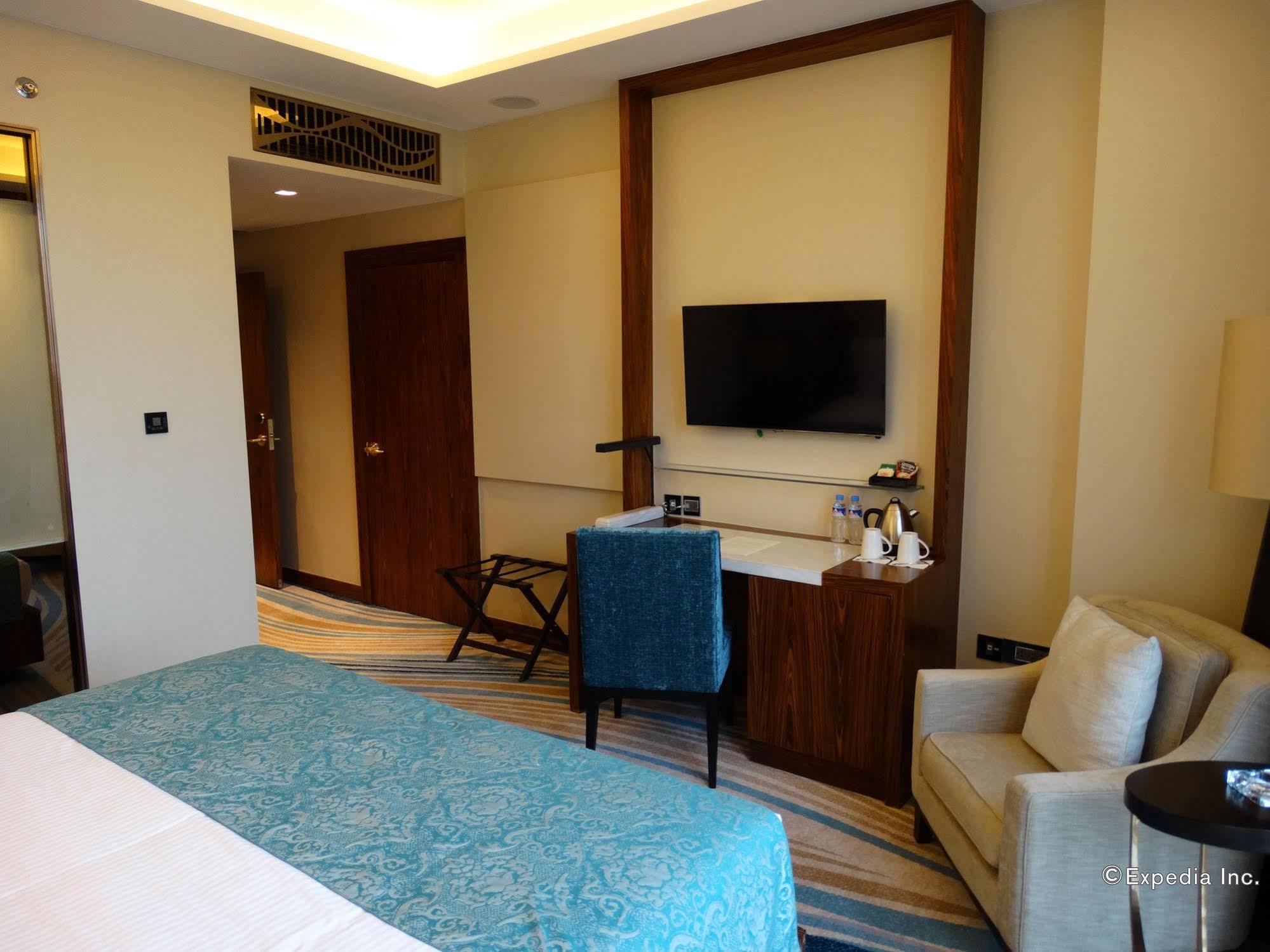 Winford Resort And Casino Manila Bagian luar foto