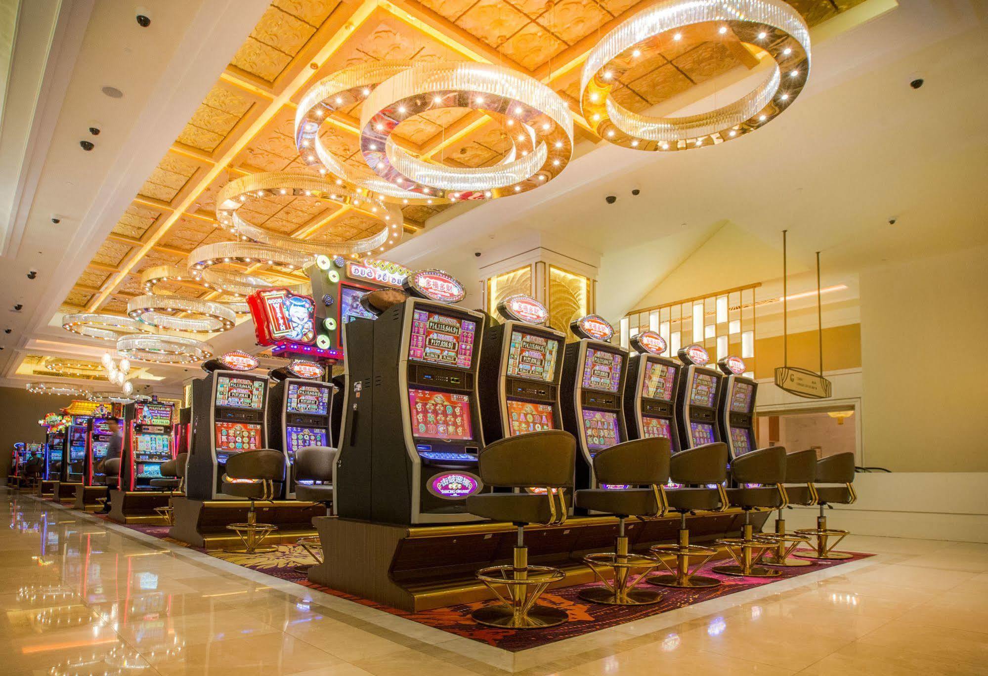 Winford Resort And Casino Manila Bagian luar foto